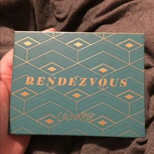 Colourpop rendezvous palette
